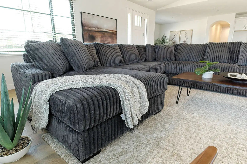 Casper Extra Large Tux Loveseat Chaise Sectional